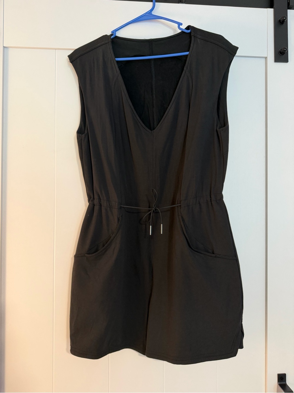 Lululemon Women’s Black V-Neck Sleeveless romper with Drawstring